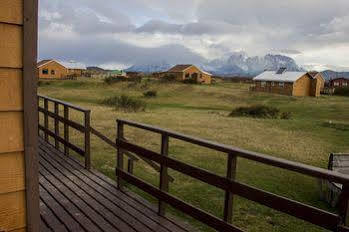 Torres del Paine National Park Hosteria Lago Tyndall المظهر الخارجي الصورة